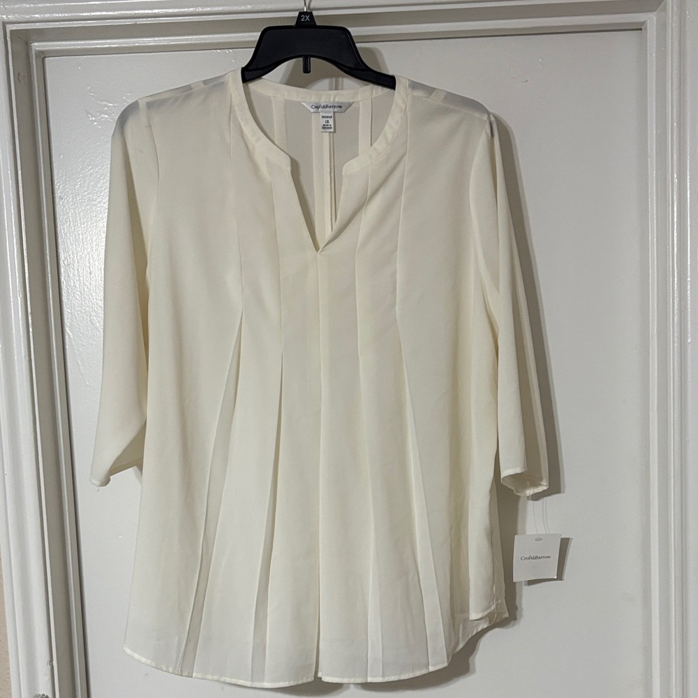 Croft & Barrow Cream Pleated Blouse